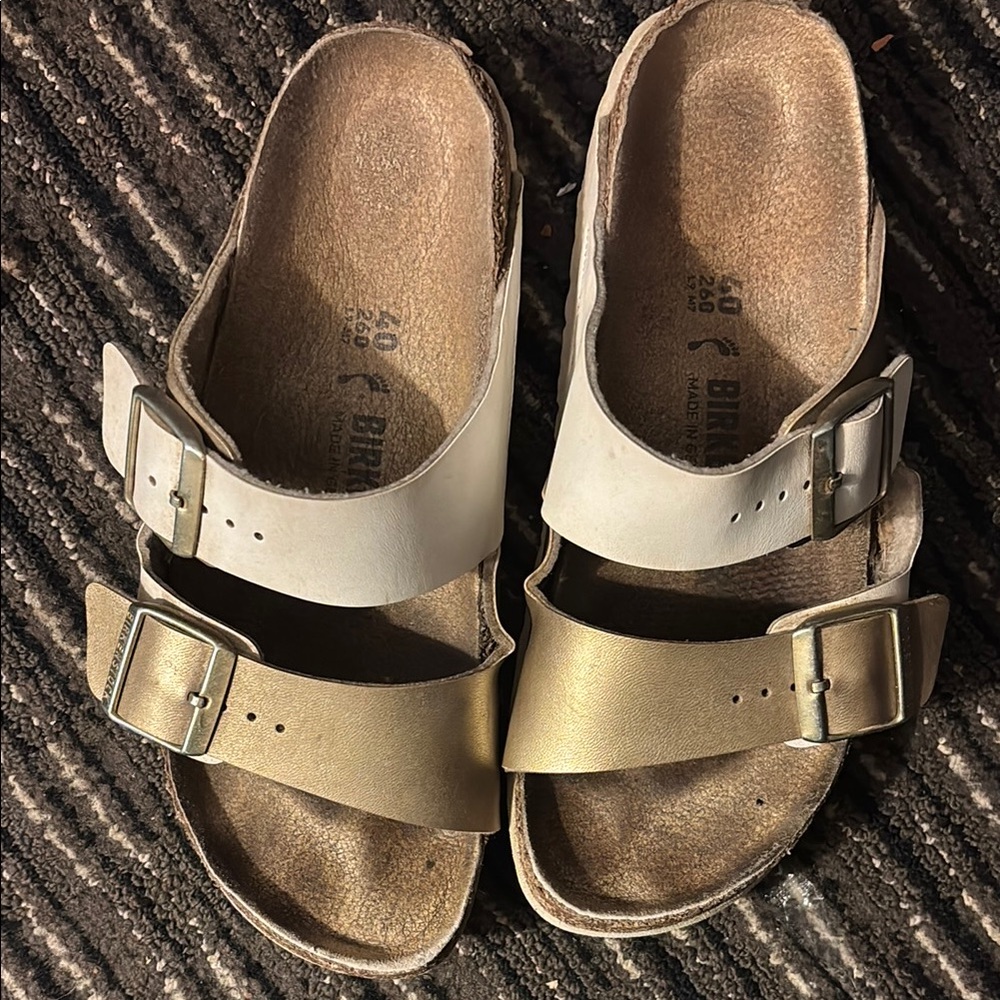 Reserved For Kim..Birkenstock Kids Sandals - Gold and Cream